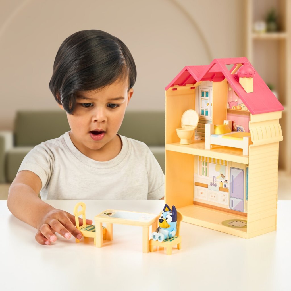 Moose Toys Bluey Mini-Spielhaus mit Möbeln und Spielfigur