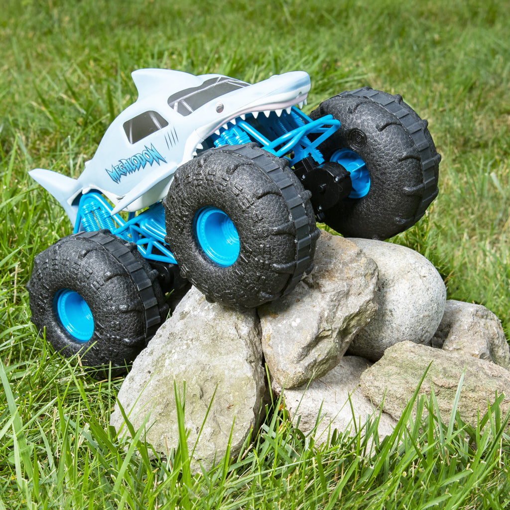 Monster Jam Monster Jam RC Megalodon Sturm 1:15 für Kinder Standort