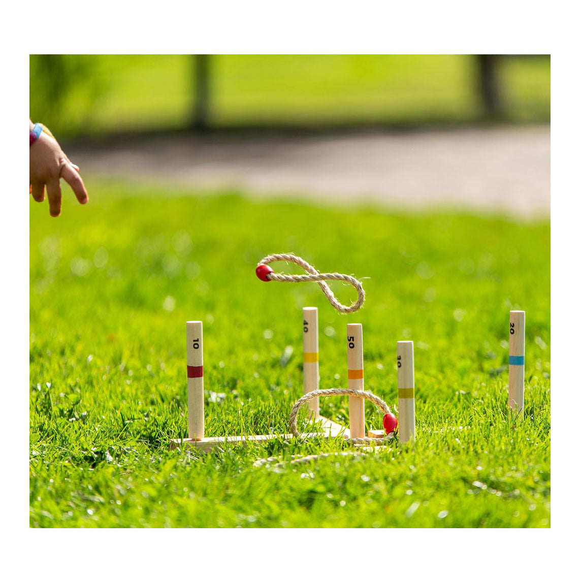Outdoor play ringwerpspel