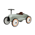 Kleiner niederländischer Retro-Lauflernwagen