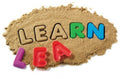 Learning resources zand vormen alfabet - hoofdletters - 2+