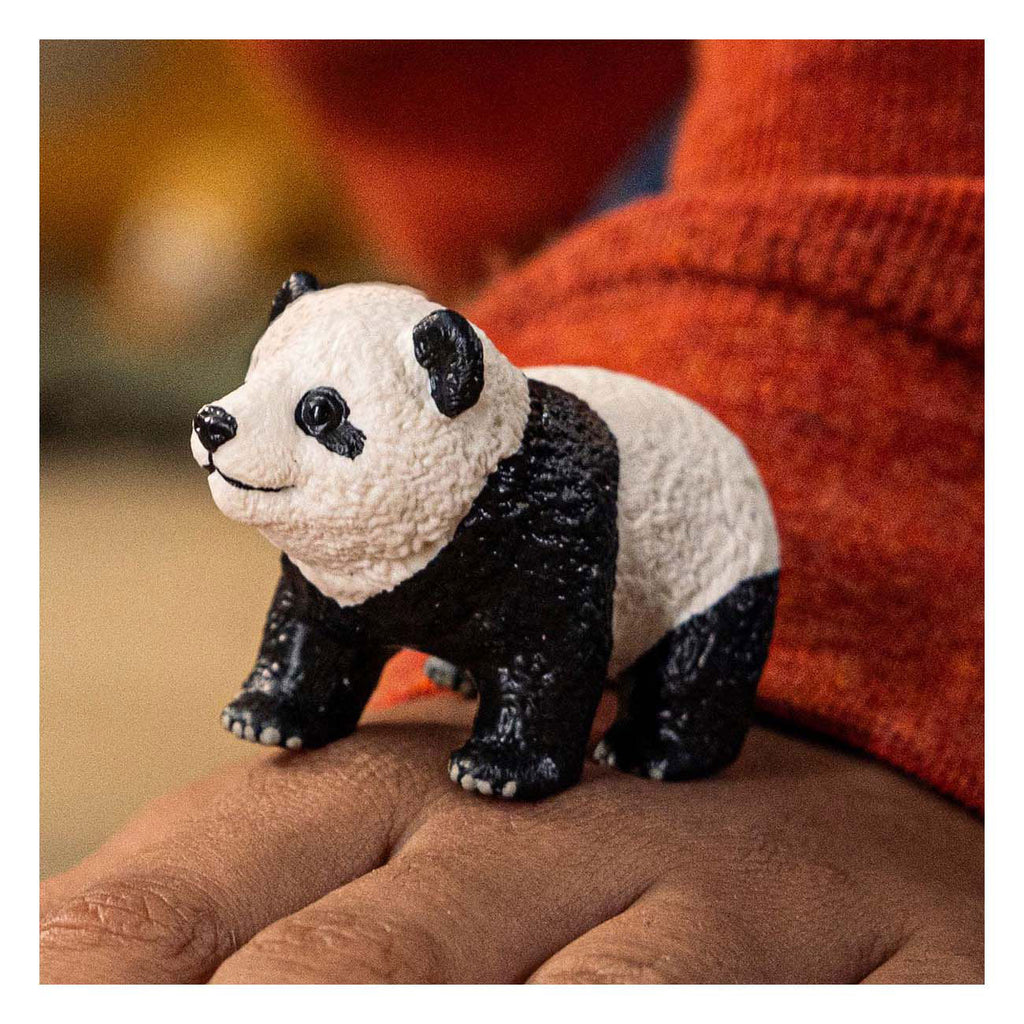 Schleich 14886 giant panda cub