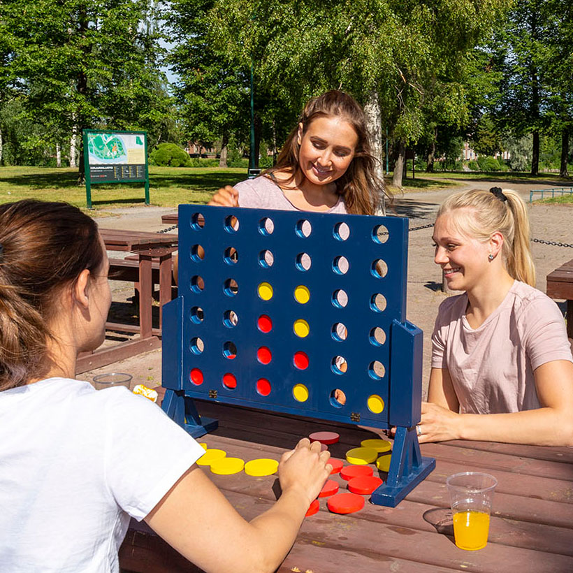 Tactic Giga Vier gewinnt Holzspiel XL