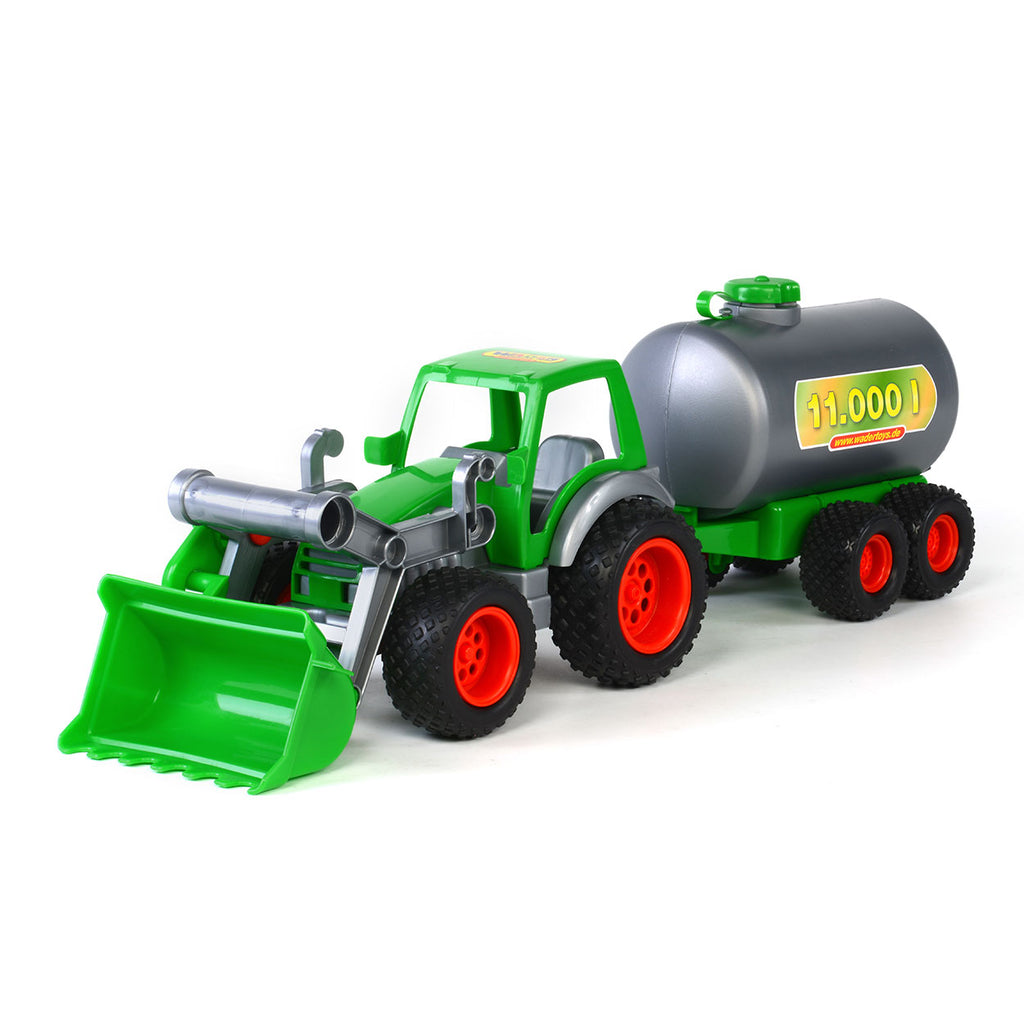 Cavallino-Traktor mit Frontlader und Tankwagen