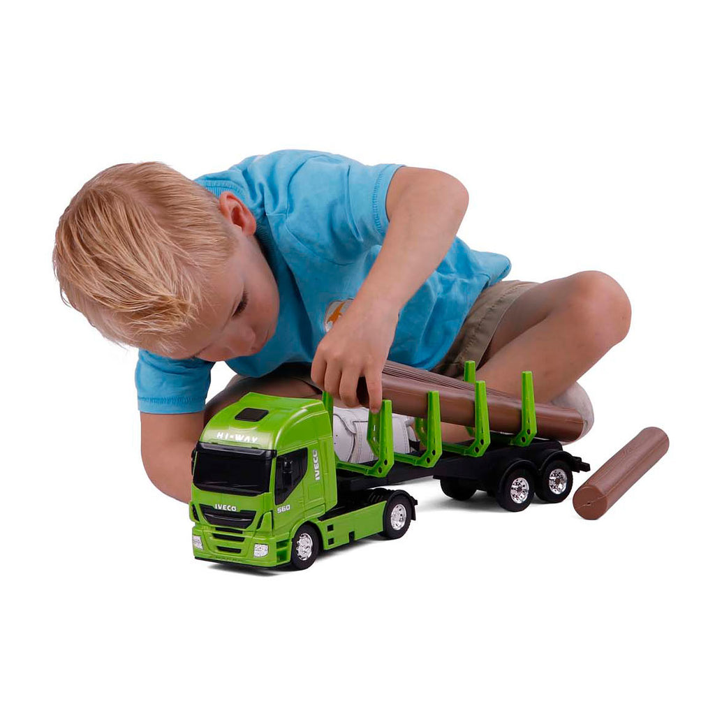 Cavallino Iveco Holztransporter im Maßstab 1:30