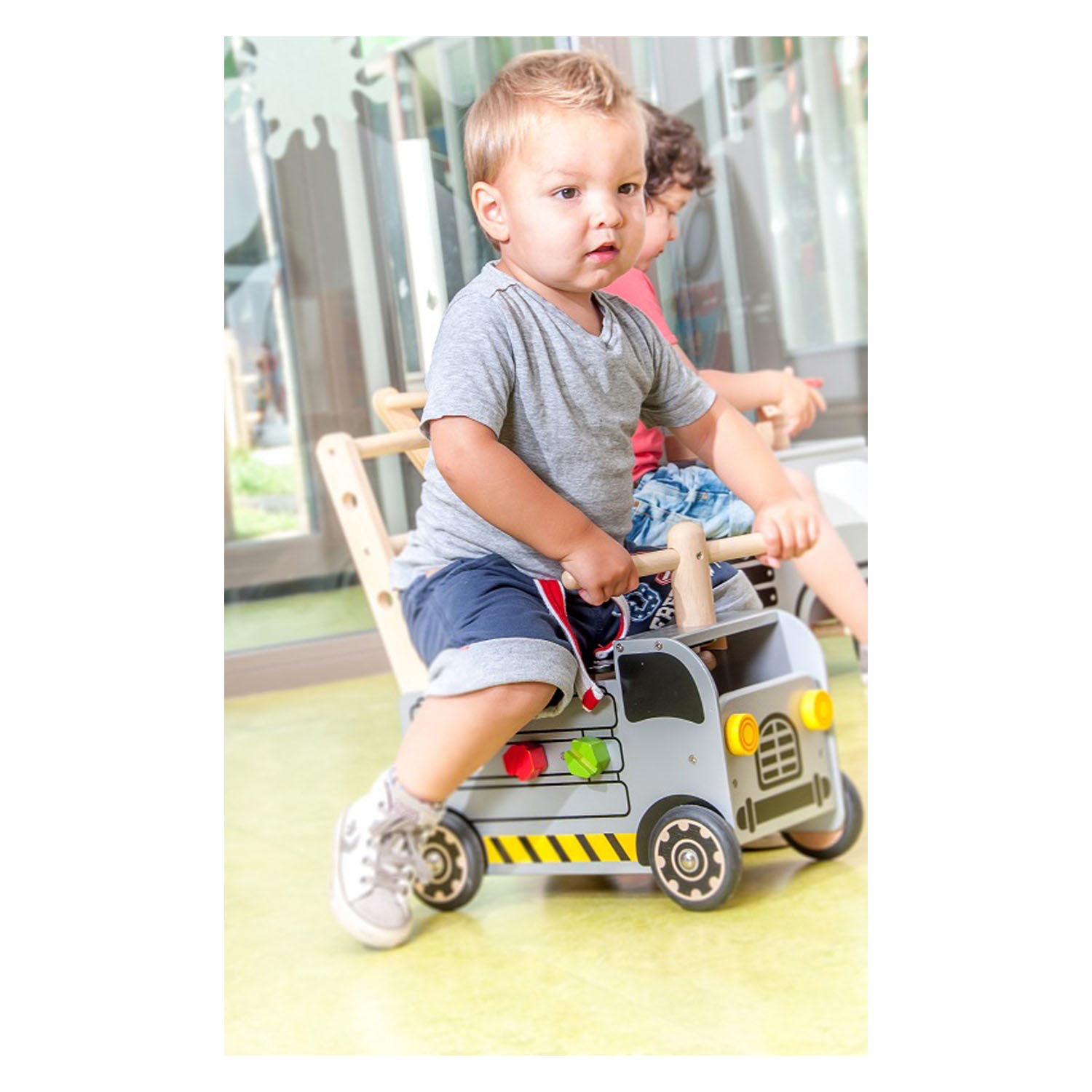 Ich bin Toy Walker und Push Carriage Construction