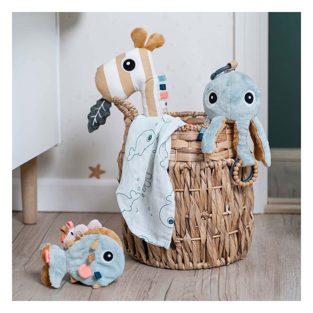 Von Hirschen gestaltetes sensorisches Babybuch „Meeresfreunde“