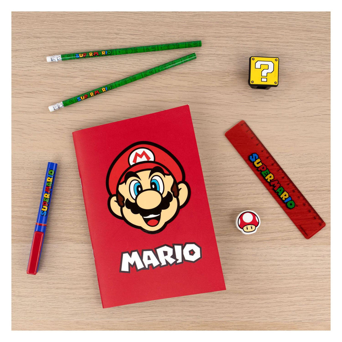 Super Mario Schreibset, 7-teilig.