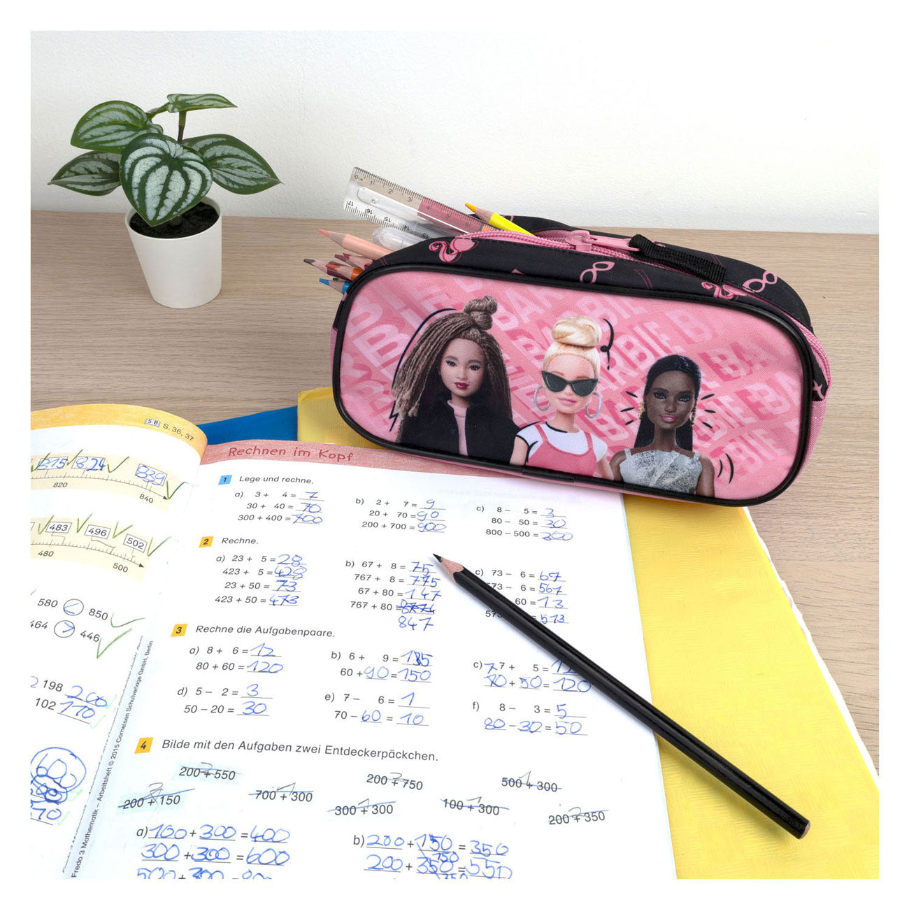 Barbie-Federmäppchen im Undercover-Look