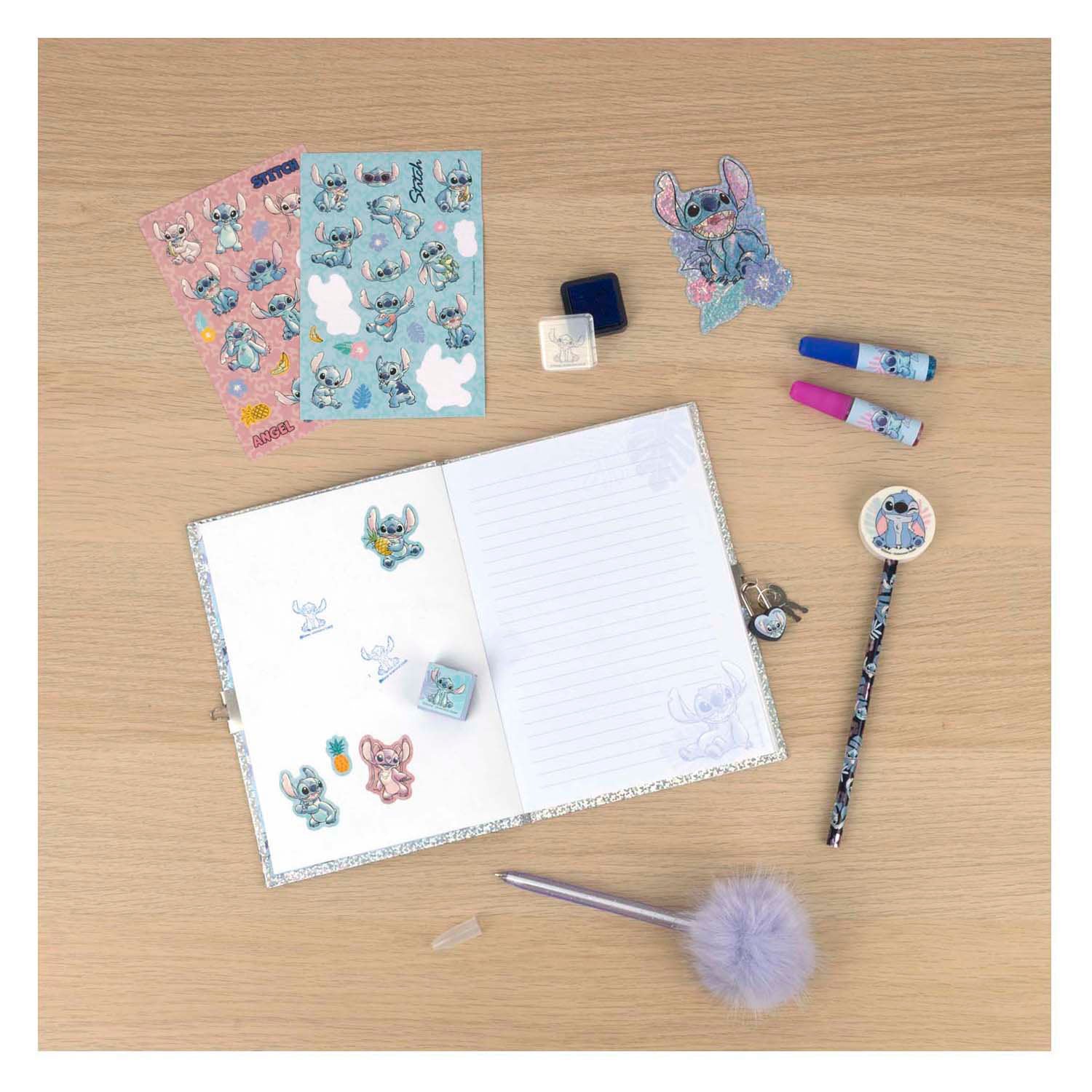 Undercover Stitch Glitzer-Tagebuch-Set