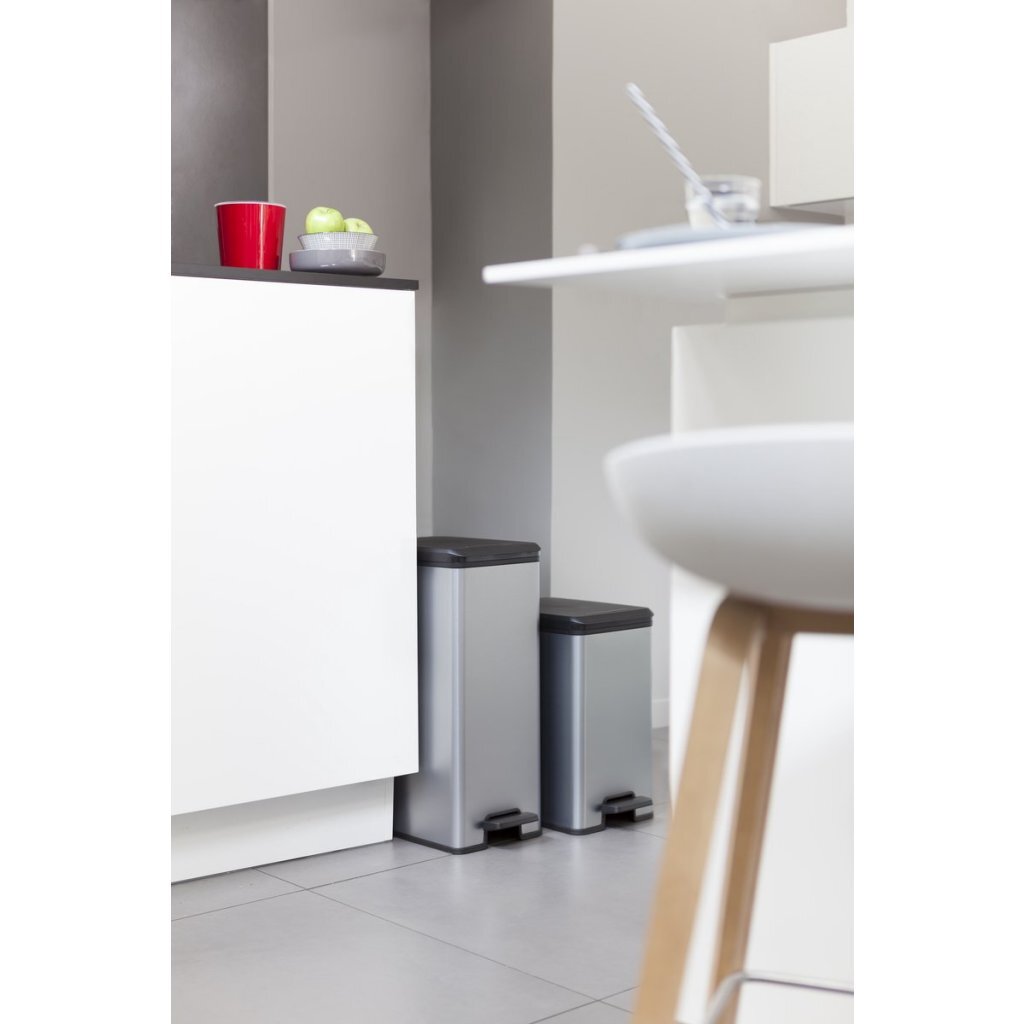 Curver Decobin Slim Treteimer 25L Metallic Schwarz