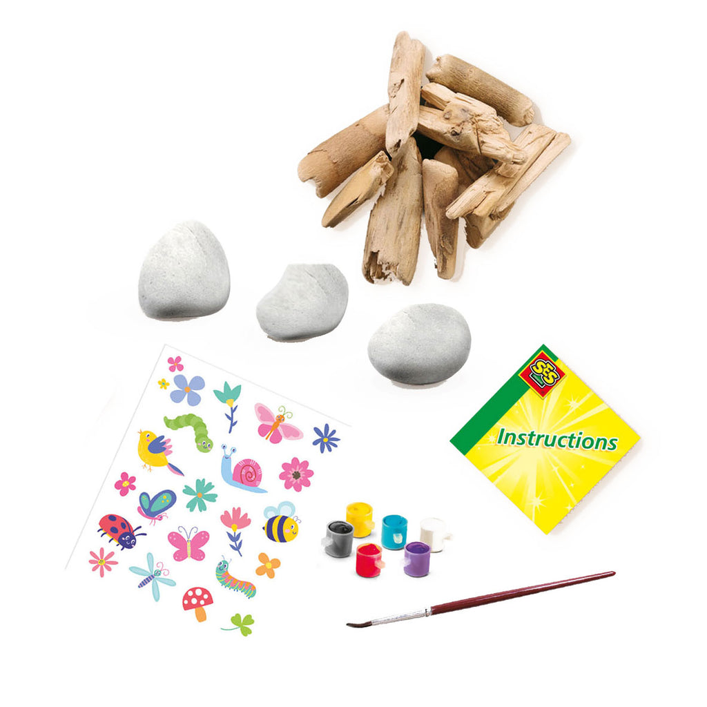 Dekoration mit SES-Steinen und Treibholz – inspiriert von der Natur