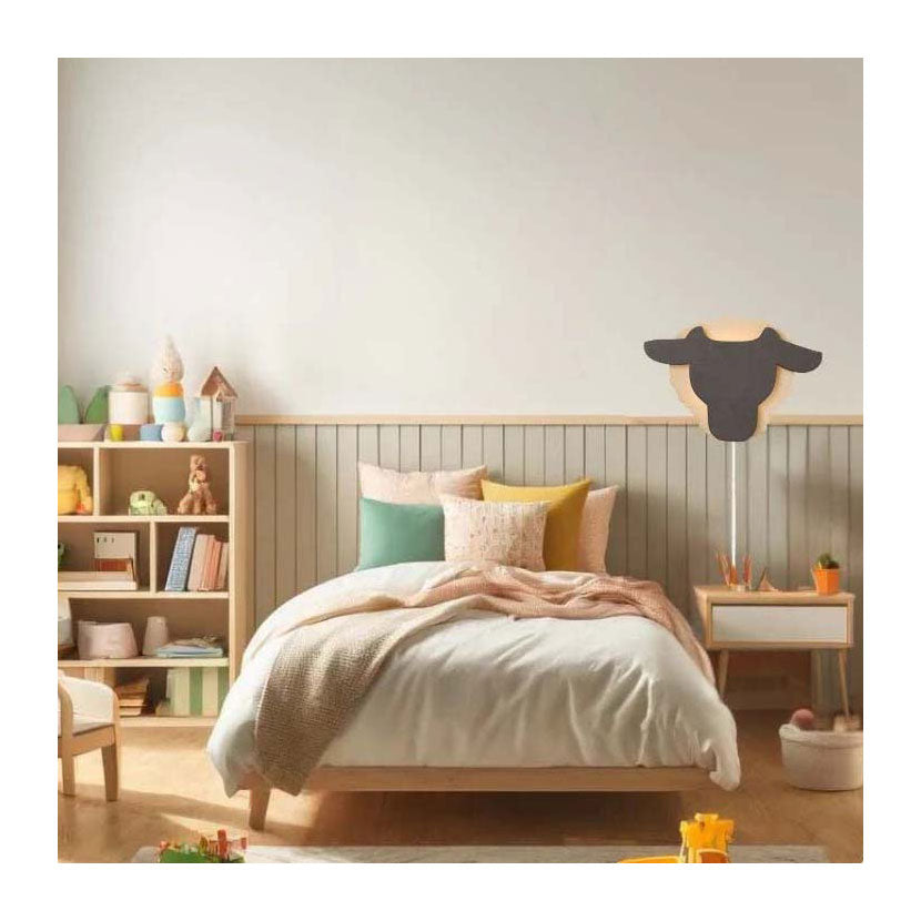 Aus Tjalle und Jasper – Schaf-Wandlampe – Holz