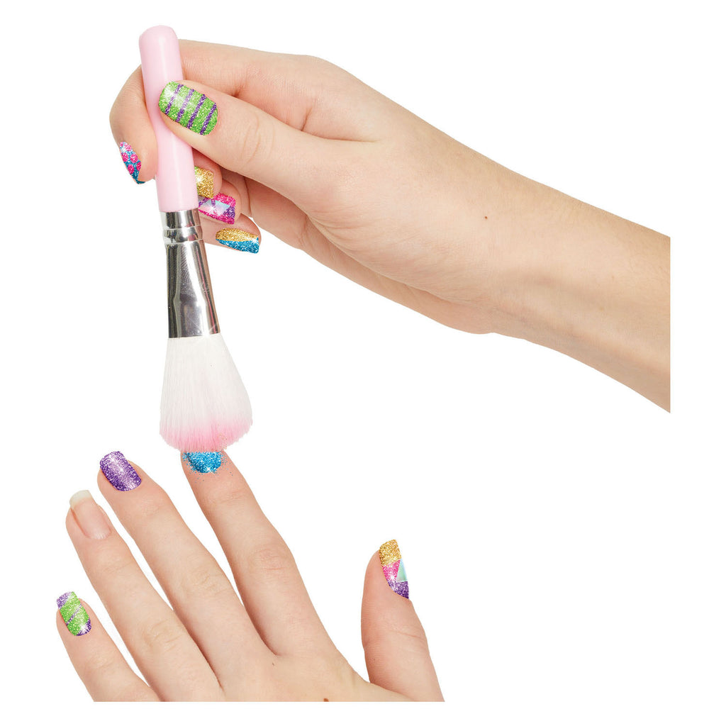 Spectron-Power ist real – PartyNails Glitter Studio