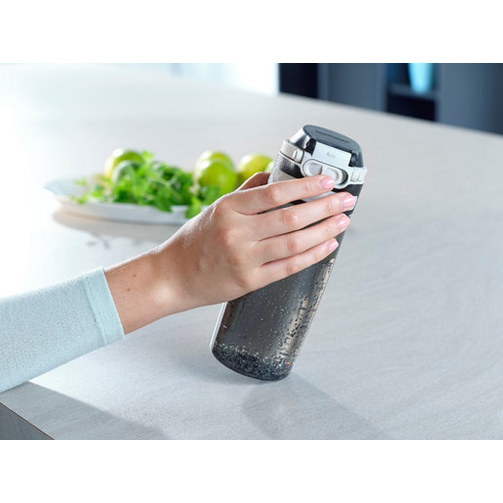 Leifheit 3261 Flip-Trinkflasche aus Tritan, 550 ml, schwarz