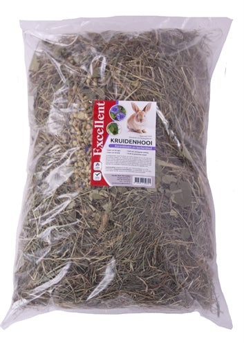 Ausgezeichnetes Kräuterheu mit Kornblumen- und Birkenblättern