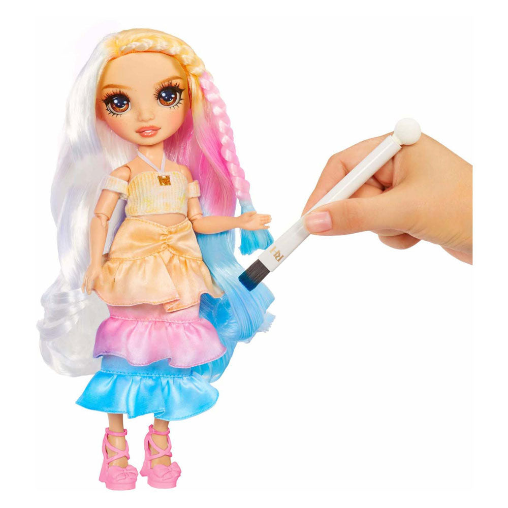 MGA Entertainment Rainbow High Watercolor Create-Fashion Puppe - Braune Augen