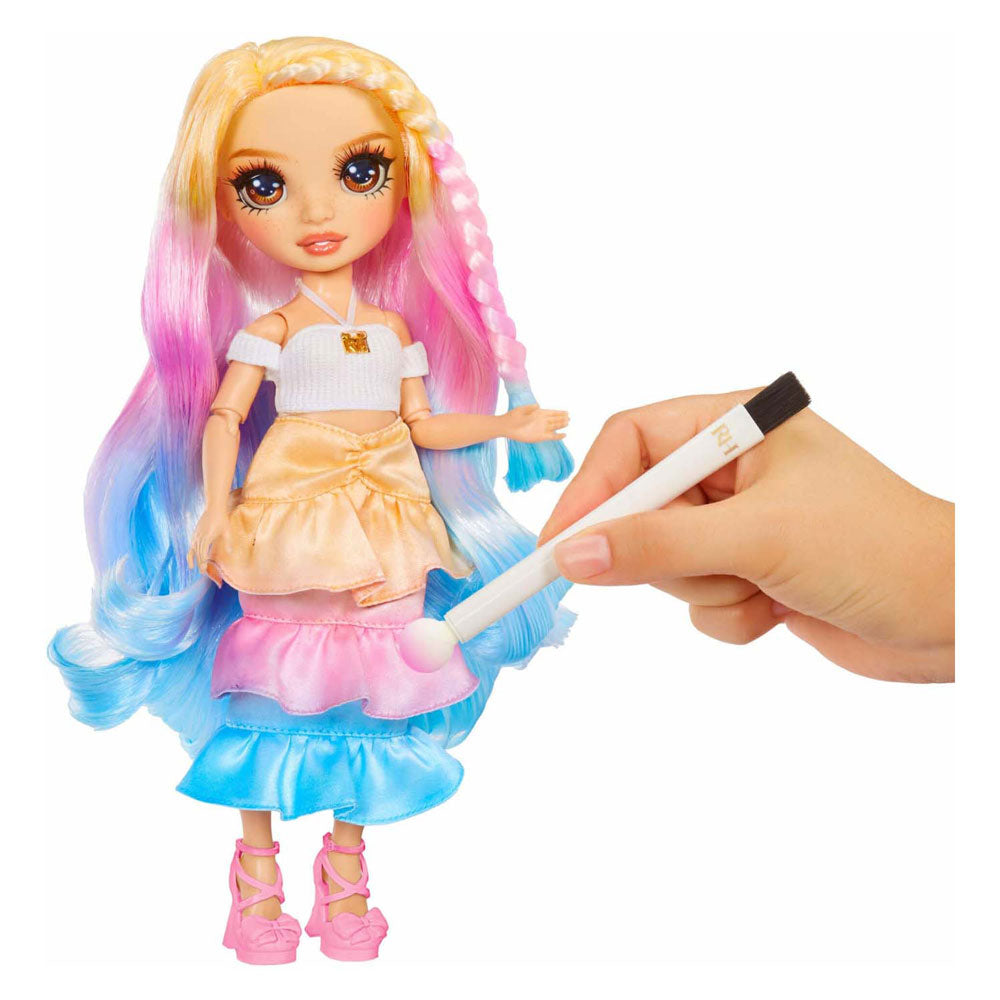 MGA Entertainment Rainbow High Watercolor Create-Fashion Puppe - Braune Augen