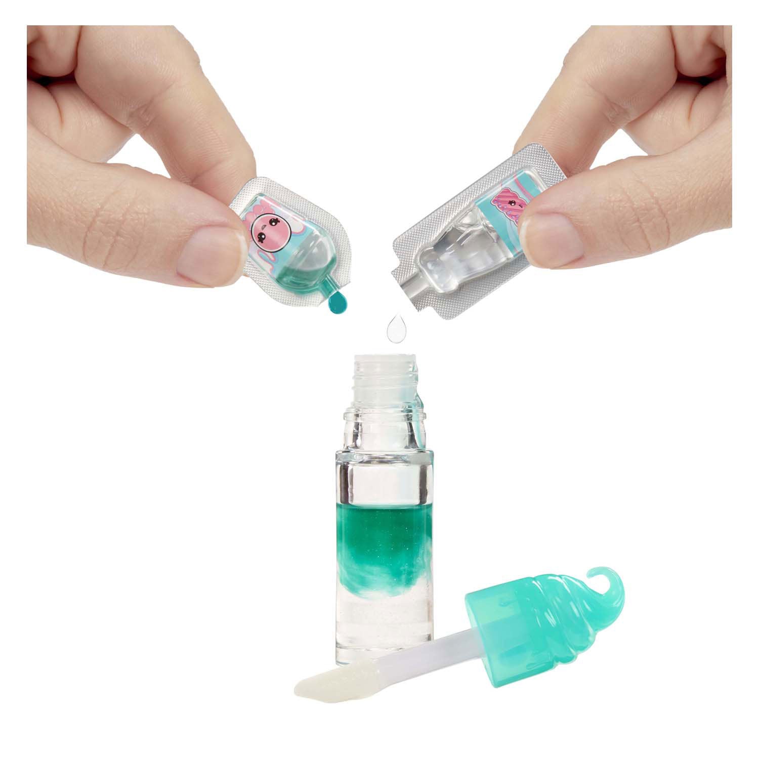 MGA Entertainment Yummiland Puppe – Susie Sour Straw mit Lipgloss-Set