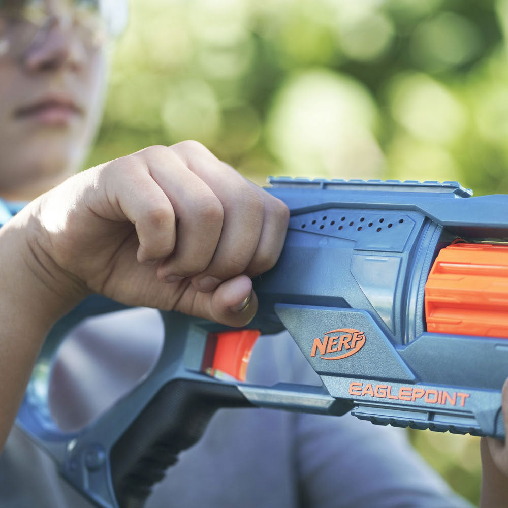 Nerf elite 2.0 eaglepoint rd8 blaster + 16 darts