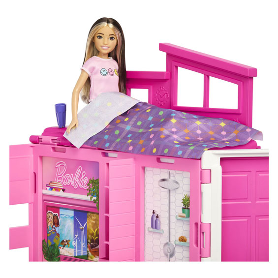Mattel Barbie Ferienhaus mit Modepuppen-Spielset