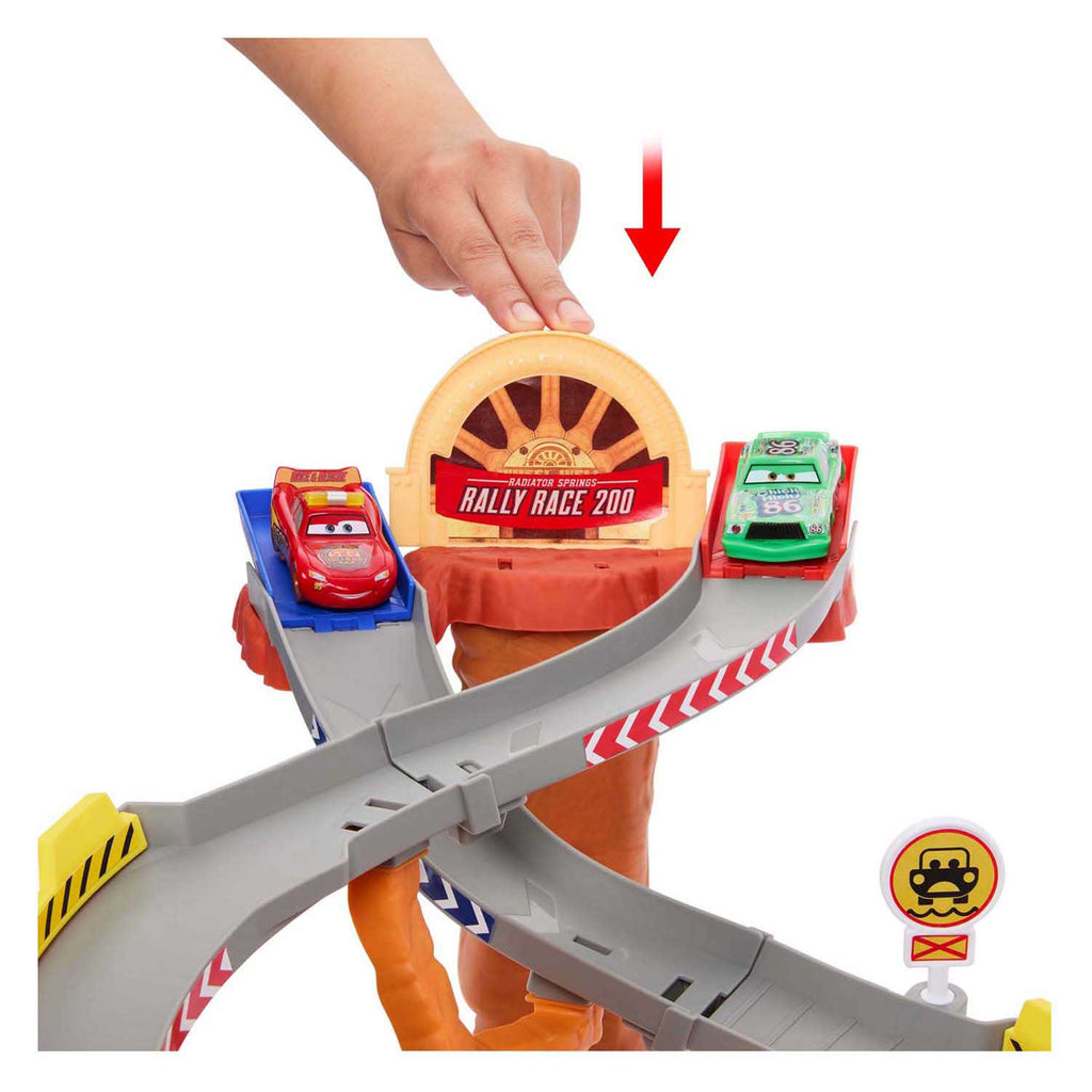 Disney pixar cars reddingsweg racebaan