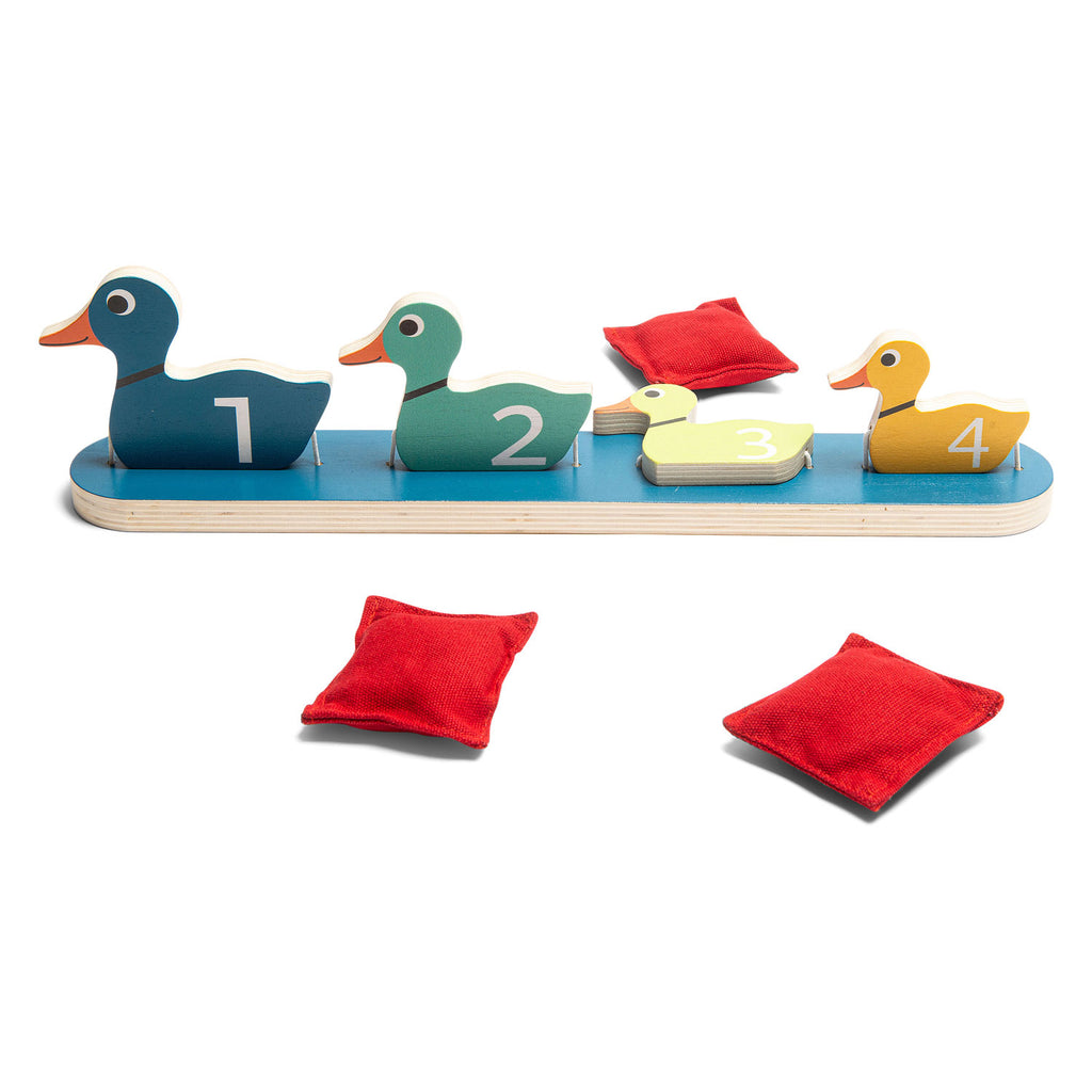 Bs toys bs eendjes op rij - fsc hout - actiespel - werpspel - spelletjes voor kinderen - buiten speelgoed - buitenspel - strandspeelgoed - buiten spellen - tuin speelgoed - houten speelgoed - stvanaf 3 jaar