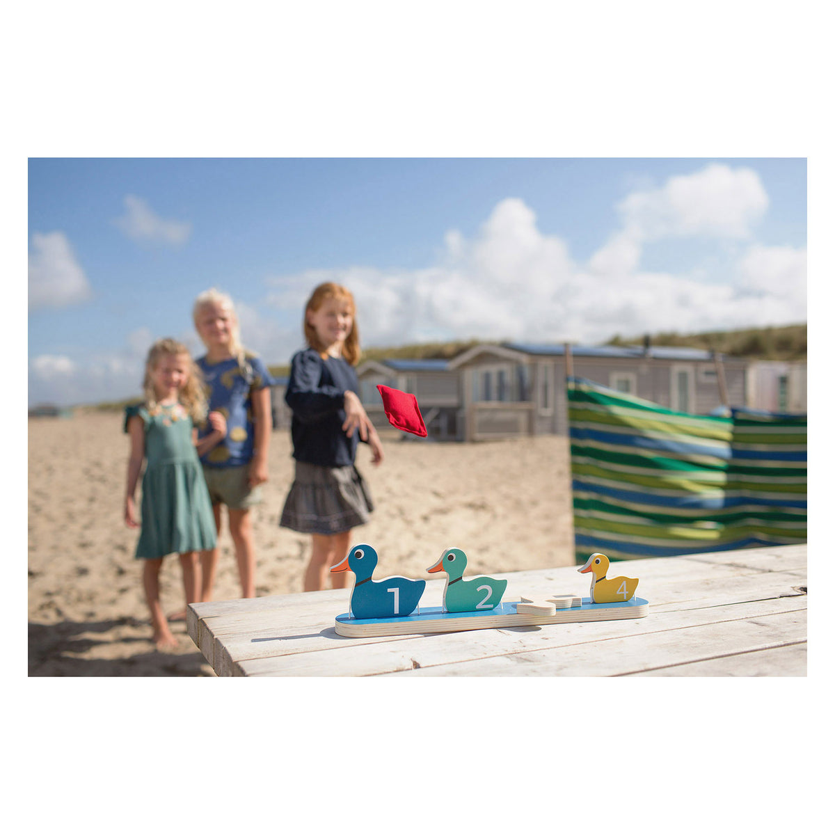 Bs toys bs eendjes op rij - fsc hout - actiespel - werpspel - spelletjes voor kinderen - buiten speelgoed - buitenspel - strandspeelgoed - buiten spellen - tuin speelgoed - houten speelgoed - stvanaf 3 jaar