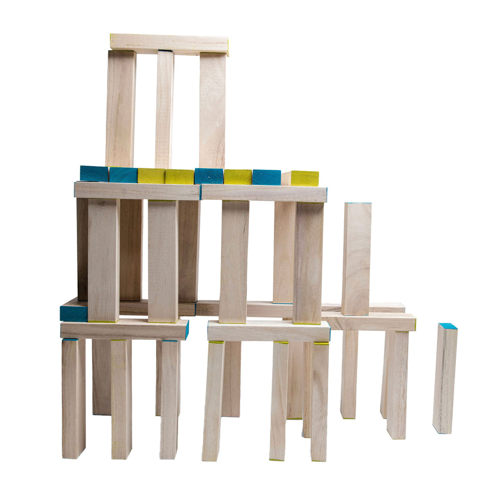 BS Toys Mega-Wackelturm-Spiel aus Holz, 61 Teile.