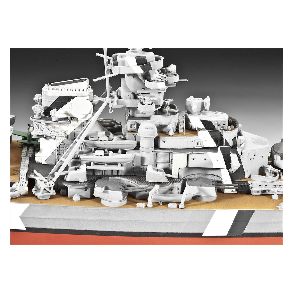 Revell slagschip bismarck - 1:700