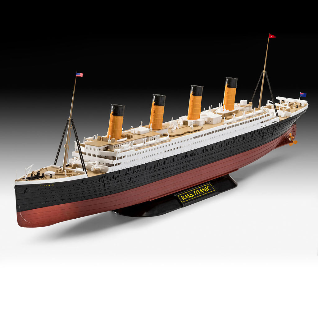 Revell RMS Titanic Schiff