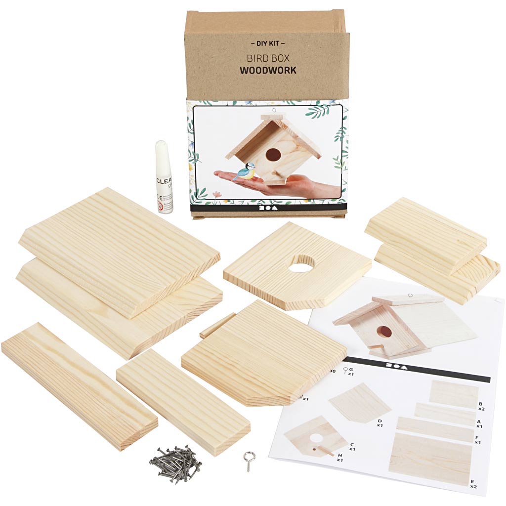 Kreative Firma: Vogelhaus aus Holz