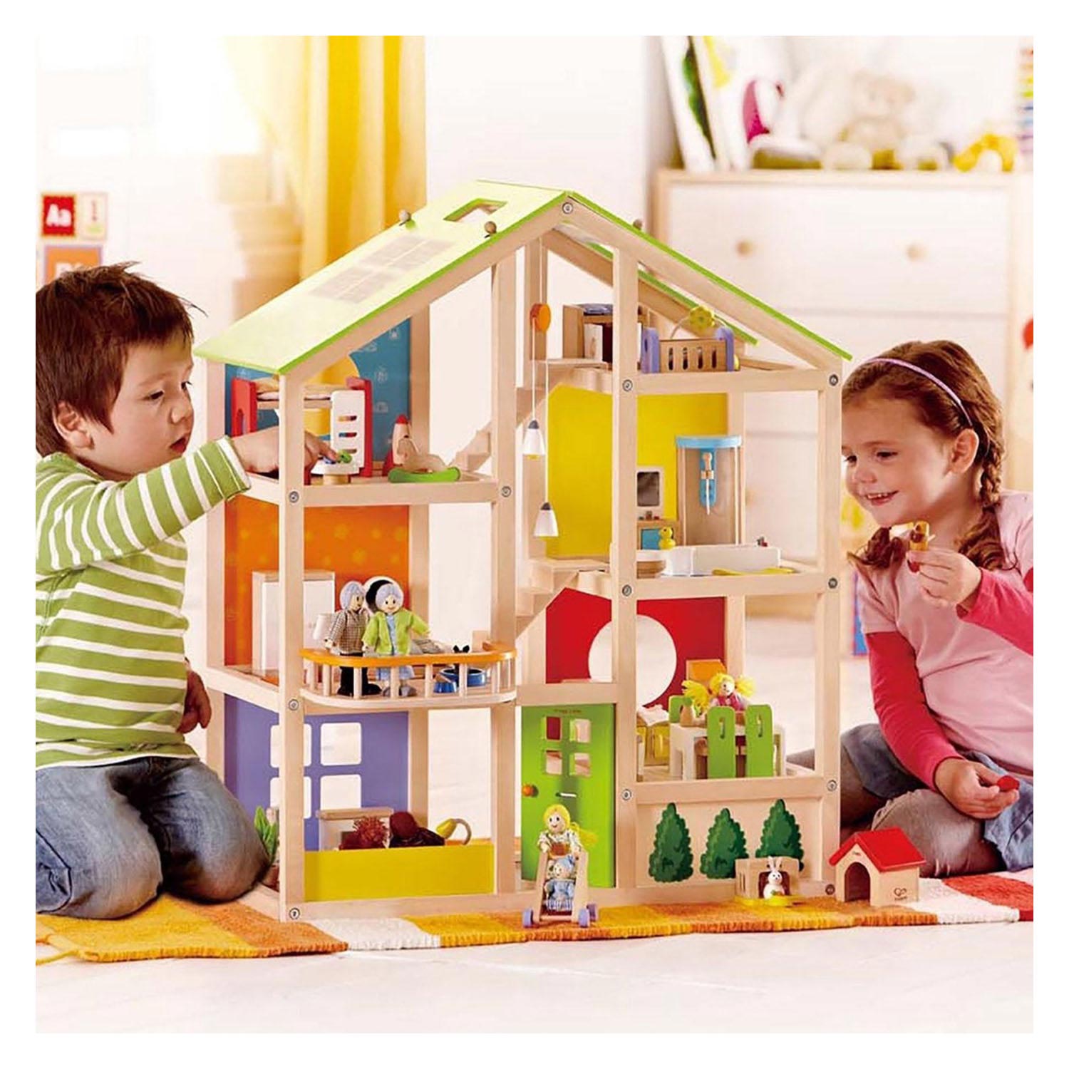 Hape Puppenhaus aus Holz, 4 Jahreszeiten, mit Möbeln