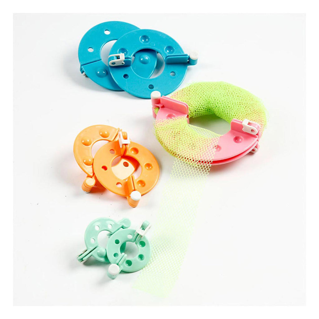 Creativ company https: www.cchobby.nl pom-pom-maker-d-3-5-5-5-7-9-cm-4-stuk-1-set