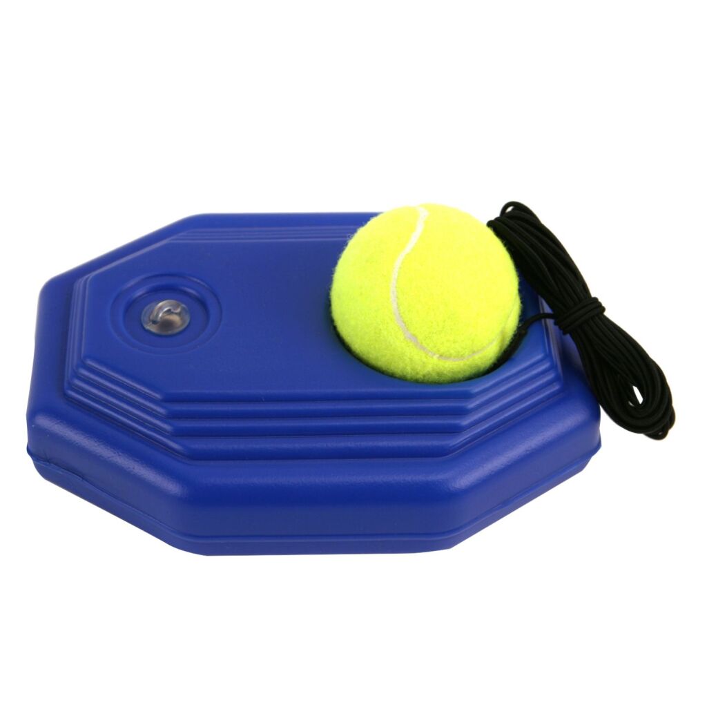Aufmerksamer Tennistrainer
