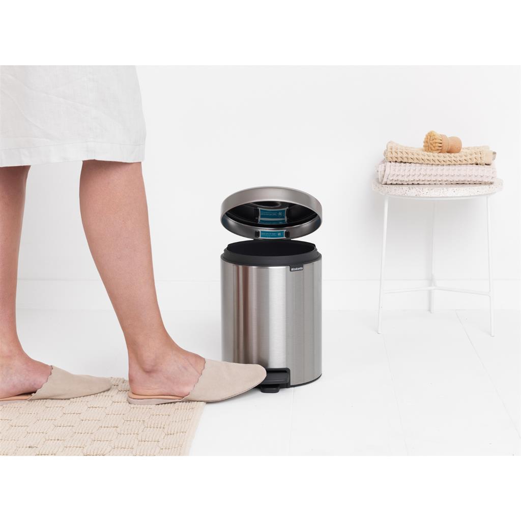 Brabantia pedaalemmer 55112102 rvs (roestvrij staal) zilver