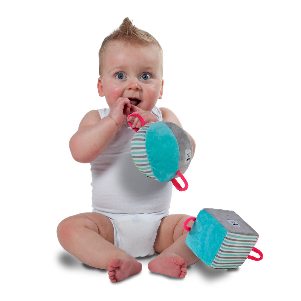 Angel Toys Rasselwürfel mit Glöckchen, 11 cm
