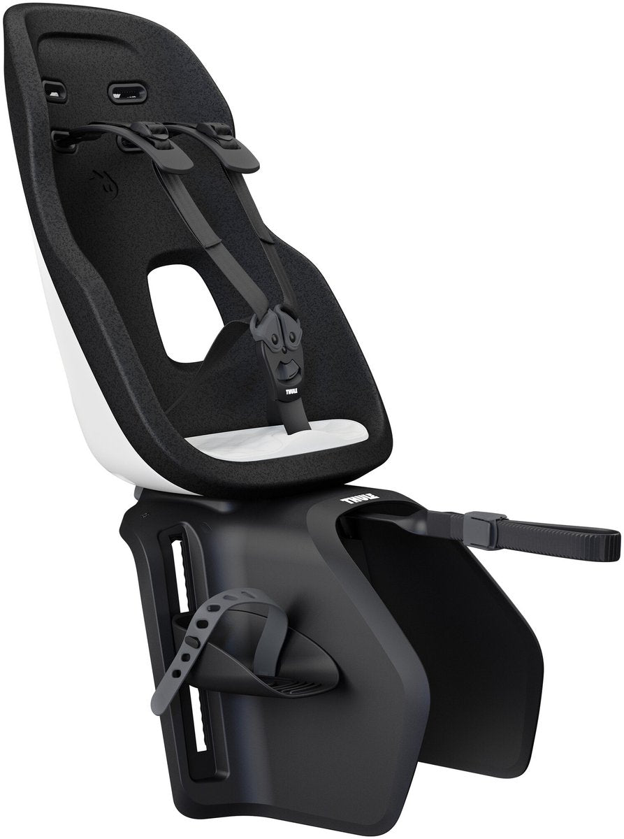 Thule Yepp Nexxt 2 Maxi Kindersitz für die Rückbank zur Befestigung am Gepäckträger – Schneeweiß
