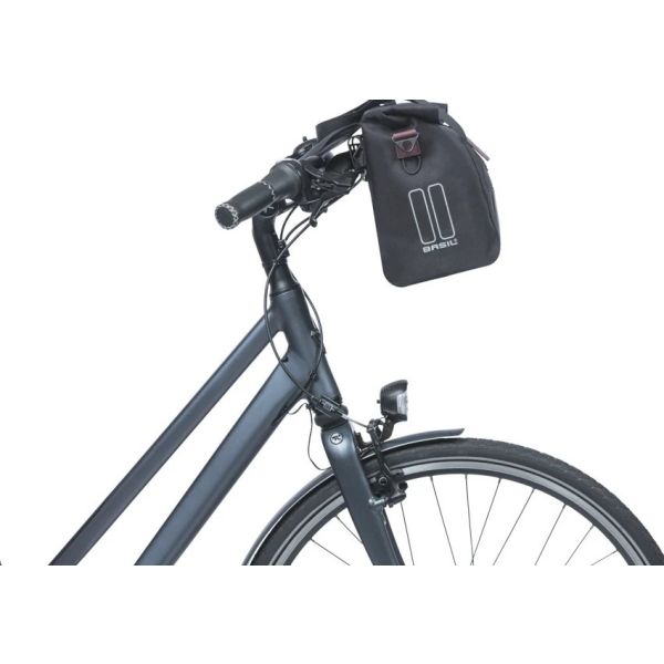Basil City MIK Fahrradtasche, 8–11 Liter, 19 x 30 x 26 cm, schwarz