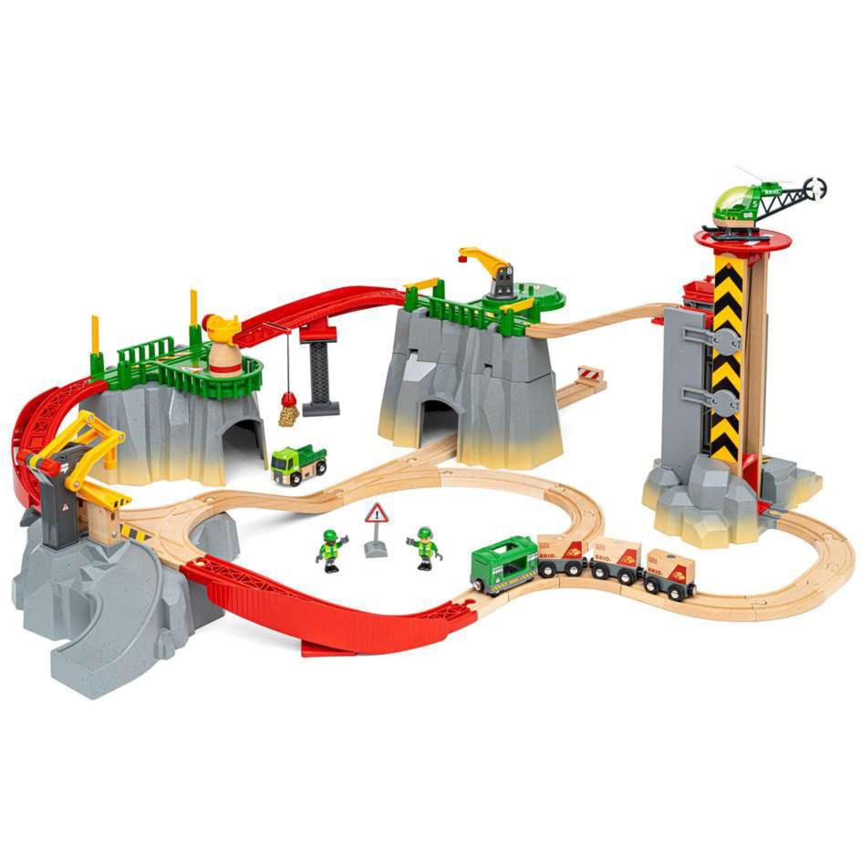 BRIO Cargo Mountain Set