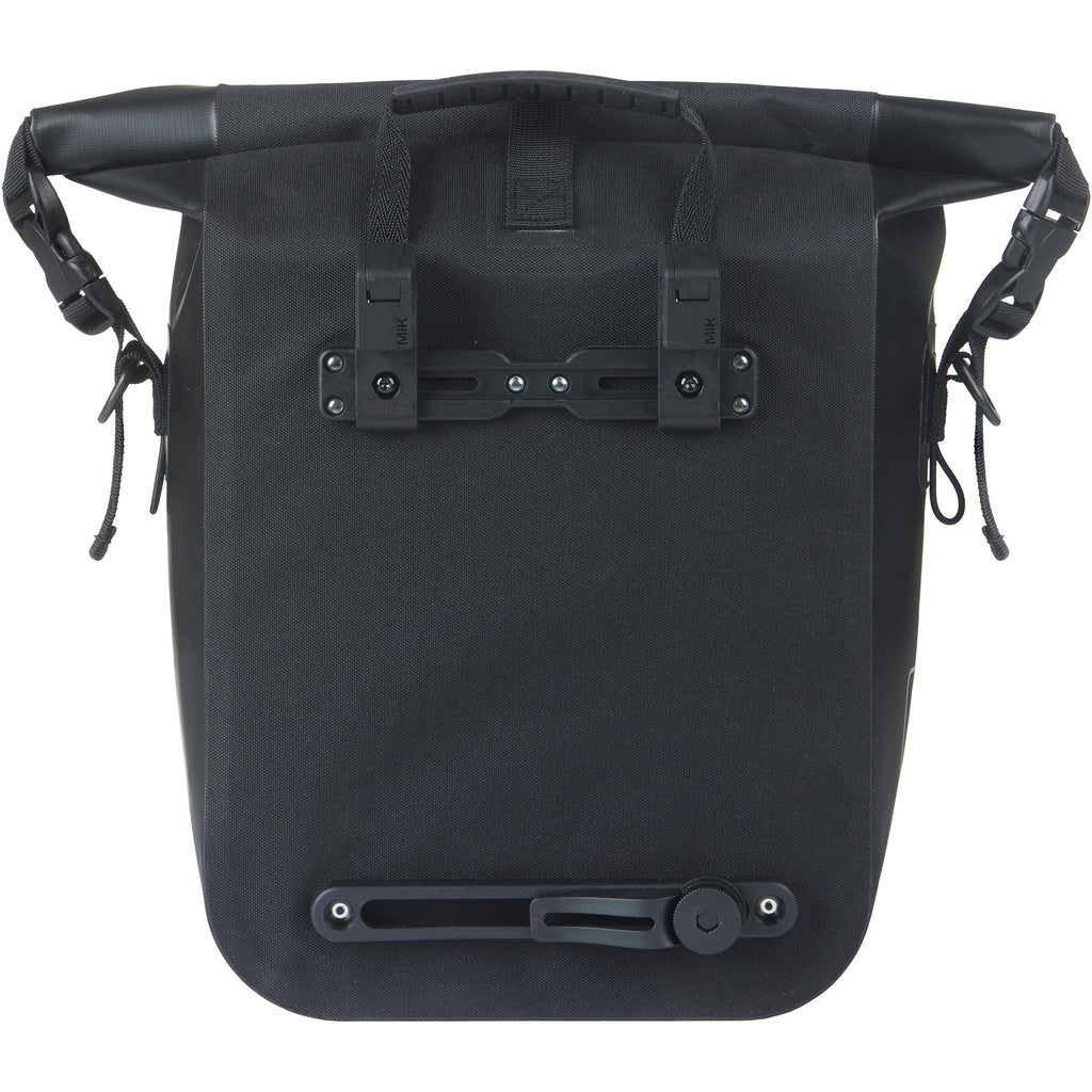 Basil tas navigator m enkel zwart | mik hooks | 15l