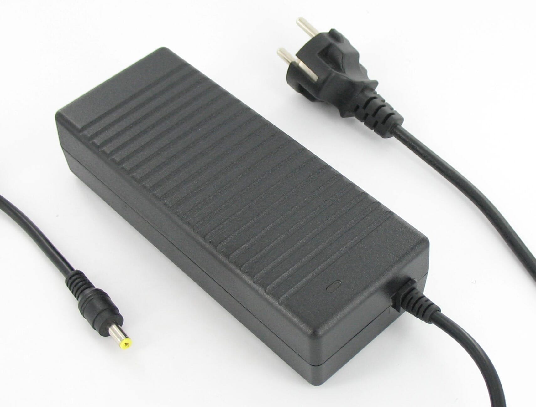 Blu-Basic Laptop-Netzteil 120W