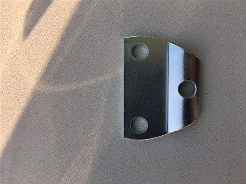 Trägermontageplatte (am Stecker)