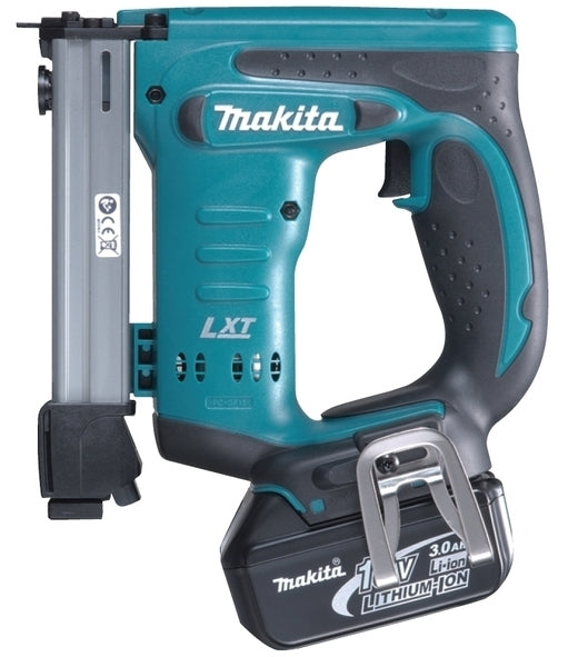 Makita nietmachine 18v dst221rfj 10-22mm 2x3,0ah