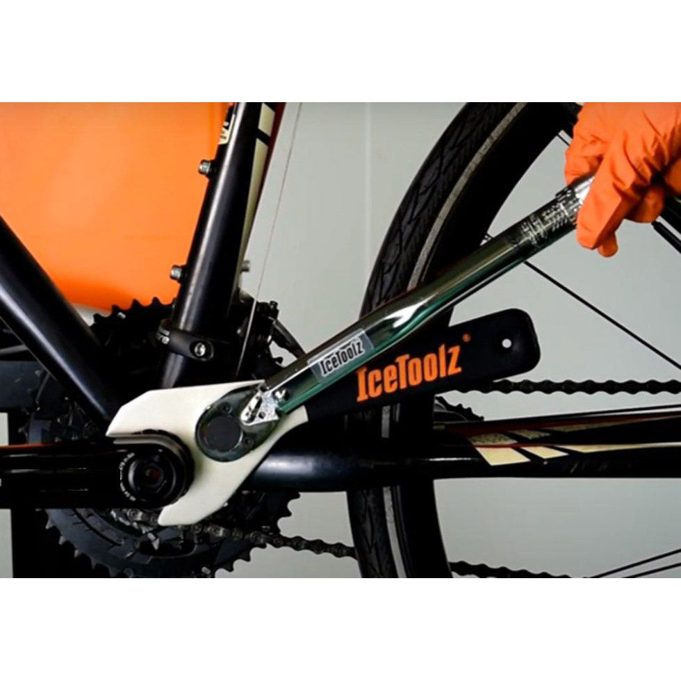 IceToolz Tretlagerschlüssel 16 Zähne 11c1 für Hollowtech 2