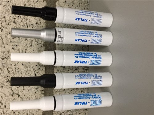 Silberner Lackstift