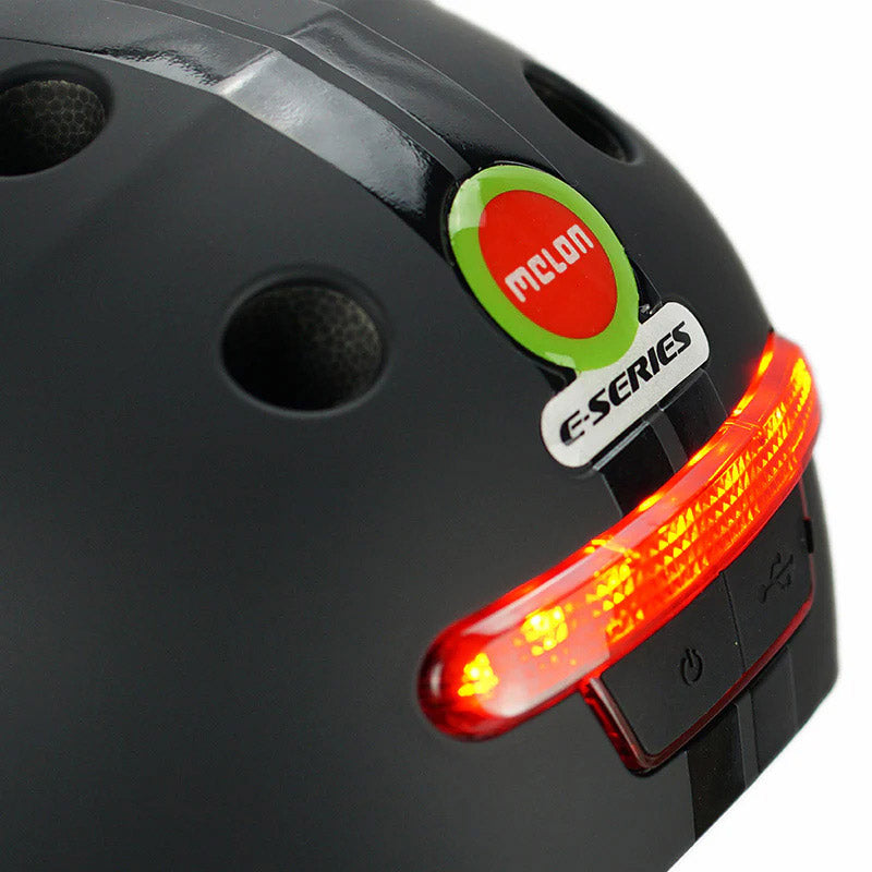 Melonenhelm mit Beleuchtung E-Serie Black Ice ML
