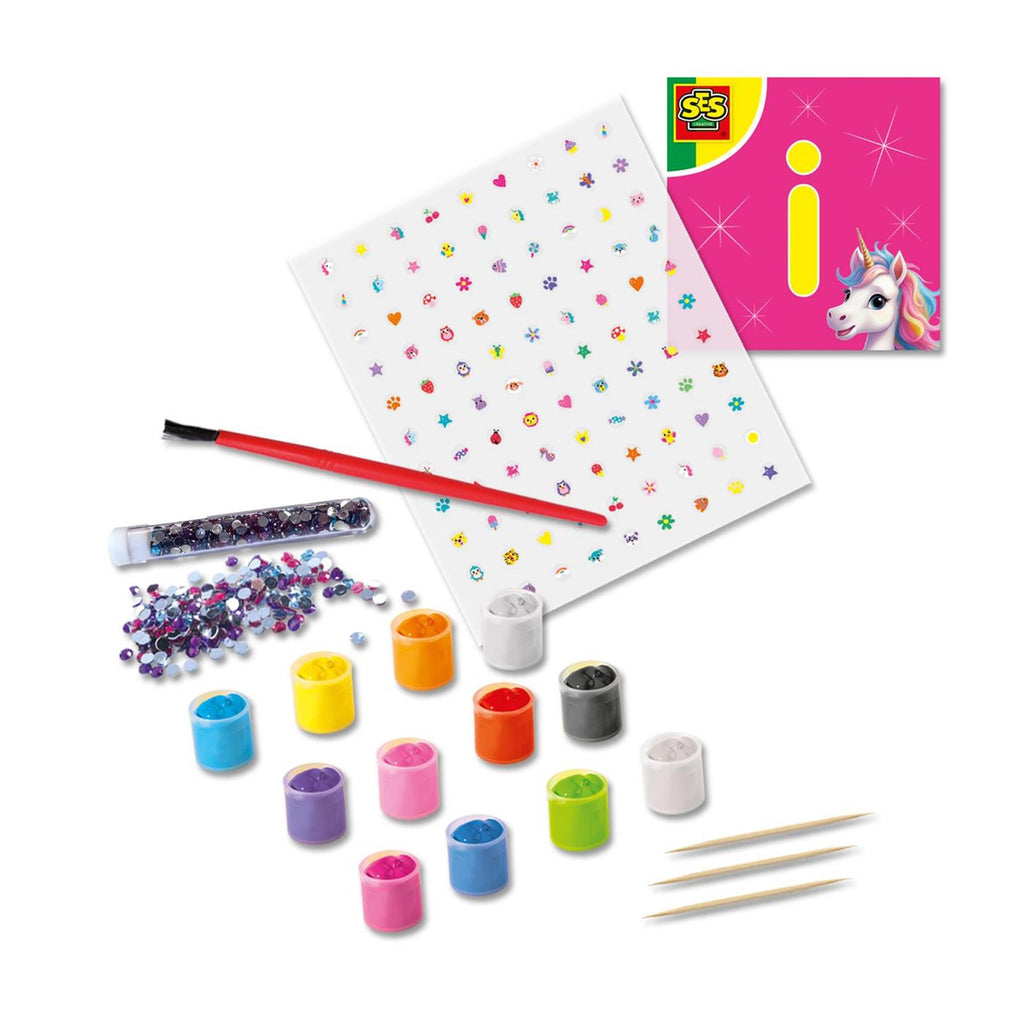 SES Nageldesignerin - Einhorn