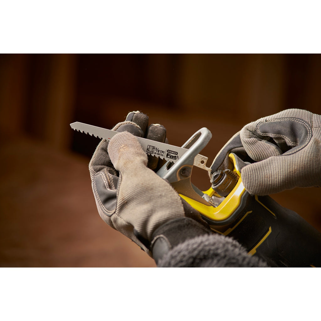 Stanley fatmax sfmcs310d2k 20v max* brushless accu reciprozaag | 2 x 2.0ah accu's + lader | in koffer - sfmcs310d2k-qw