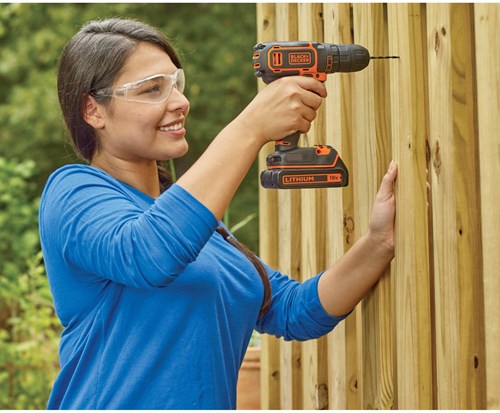 Black+decker bdcdc18 18v 1.5ah schroefboor - 1 snelh | 1x 18v 1.5ah accu + 200ma lader - bdcdc18-qw